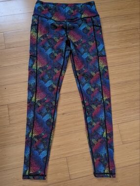 Constantly Varied Gear Rainbow Turtle Print Leggings - - Small